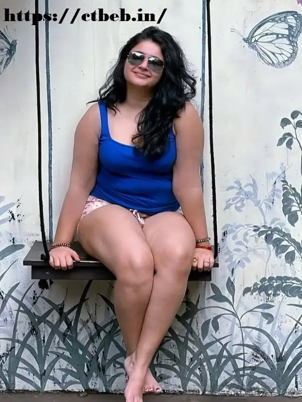 Model escort profile